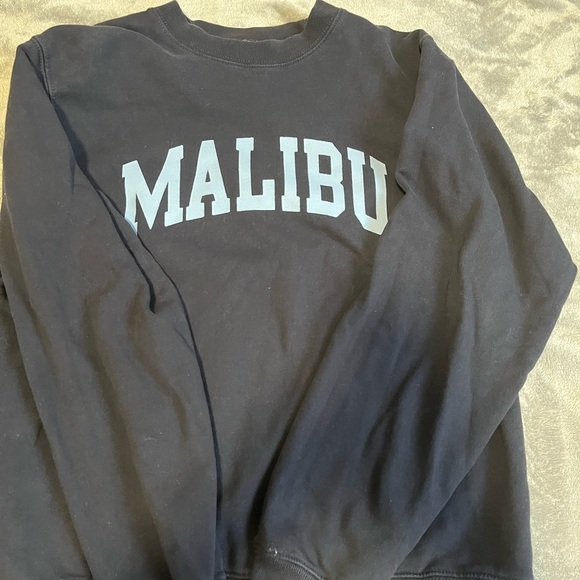 SOLD ON DEPOP - Picture 1 of 3